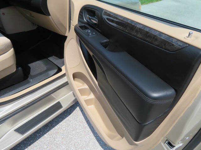 2013 Dodge Grand Caravan SE
