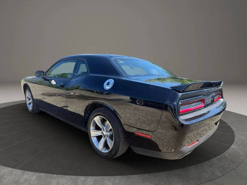 2020 Dodge Challenger SXT