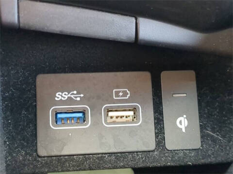 2023 Genesis GV70 2.5T Standard