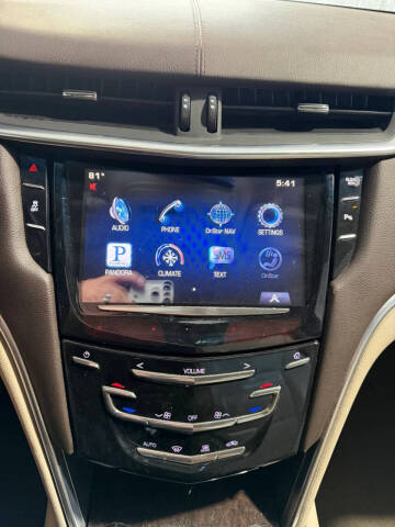 2015 Cadillac XTS Standard