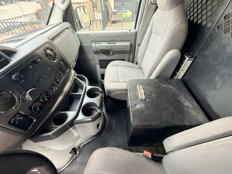2013 Ford E-Series E-150