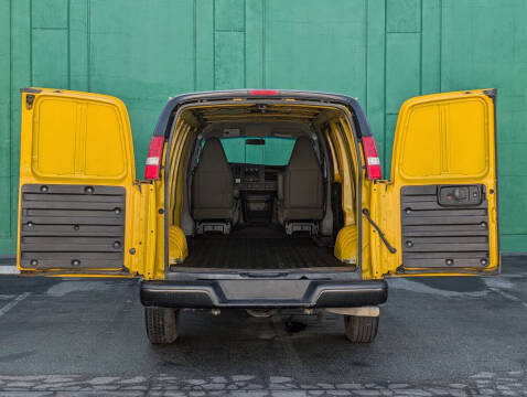 2018 GMC Savana 2500