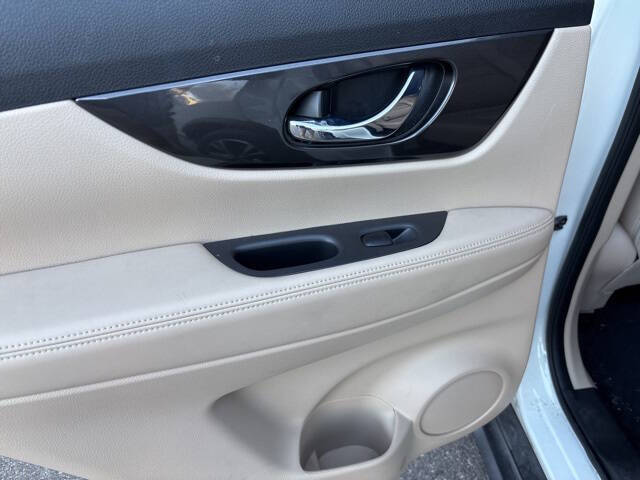 2020 Nissan Rogue SV