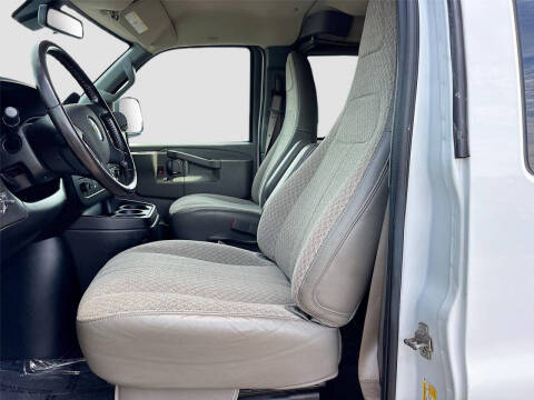 2020 Chevrolet Express LT 3500