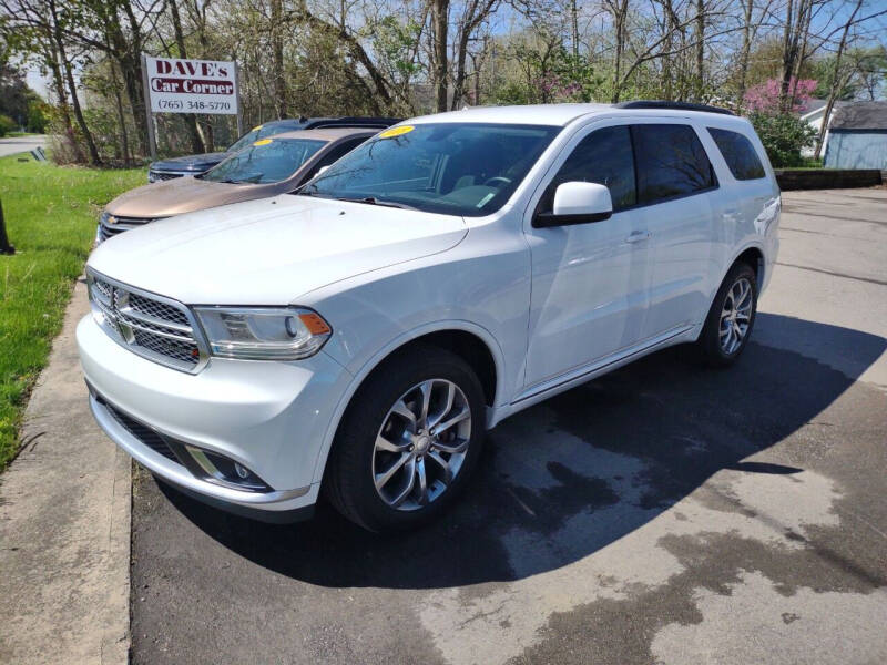 2018 Dodge Durango for sale at Dave's Car Corner in Hartford City IN