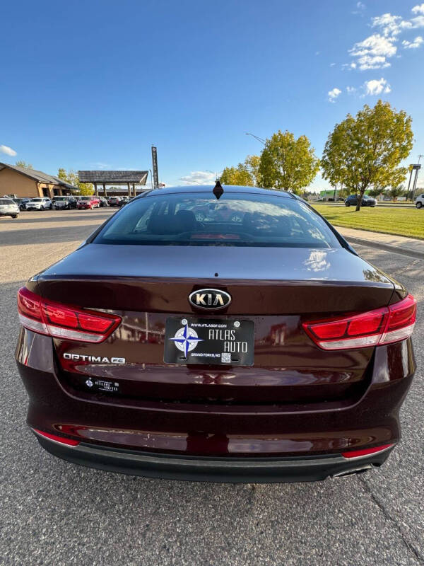 2018 Kia Optima LX photo 4