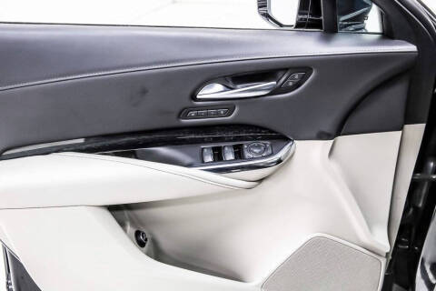 2023 Cadillac XT4 Premium Luxury