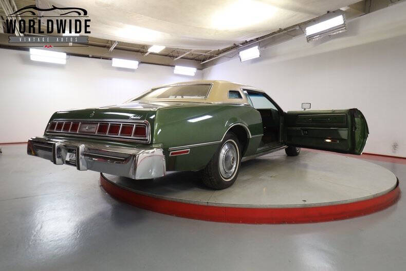 1974 Ford Thunderbird