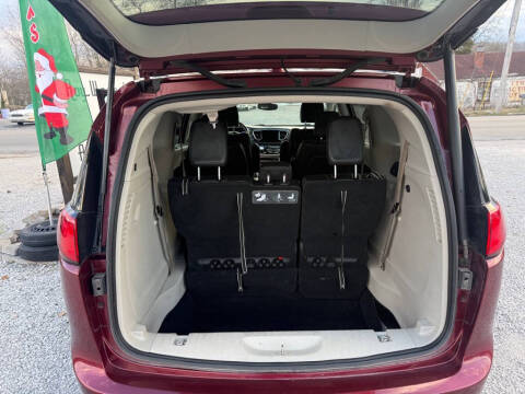 2020 Chrysler Pacifica Touring L Plus