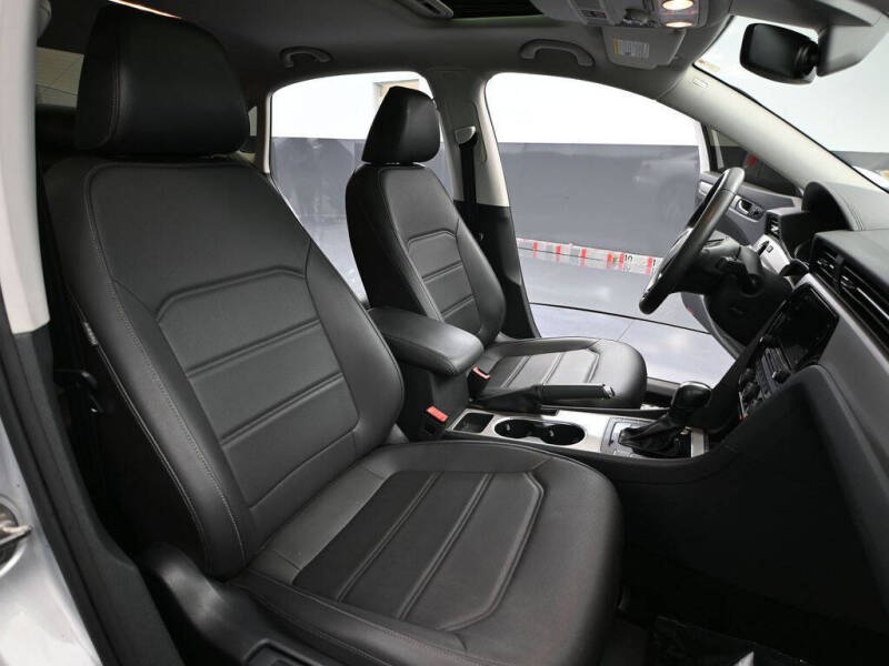 2021 Volkswagen Passat SE