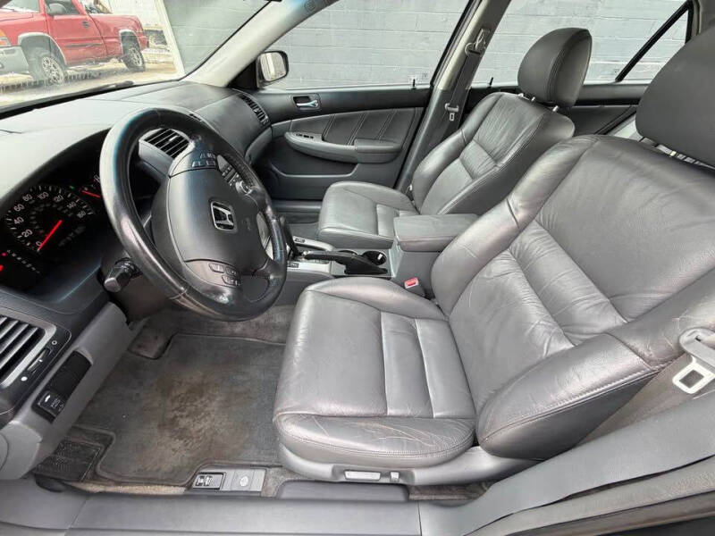 2005 Honda Accord EX w/Leather