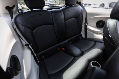 2016 MINI Hardtop 2 Door Cooper