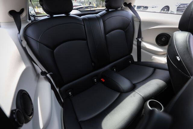 2016 MINI Hardtop 2 Door Cooper