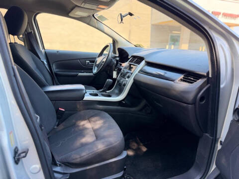 2014 Ford Edge SE