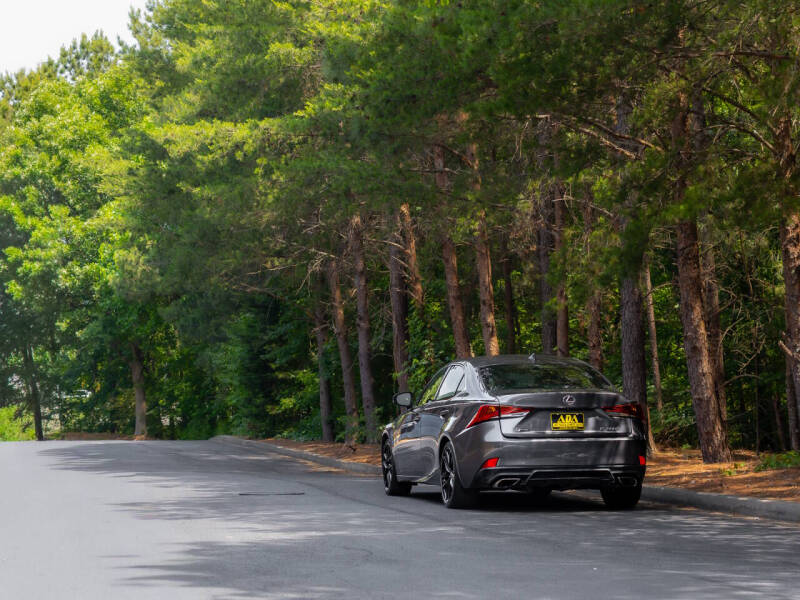 2017 Lexus IS 200t