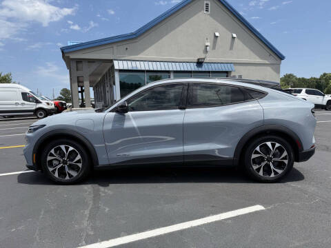 2025 Ford Mustang Mach-E Select