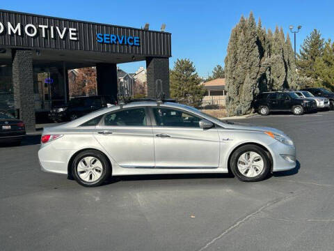 2013 Hyundai Sonata Hybrid
