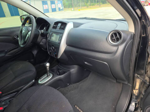 2015 Nissan Versa 1.6 S