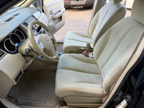 2009 Nissan Versa 1.8 S