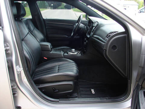 2016 Chrysler 300 S