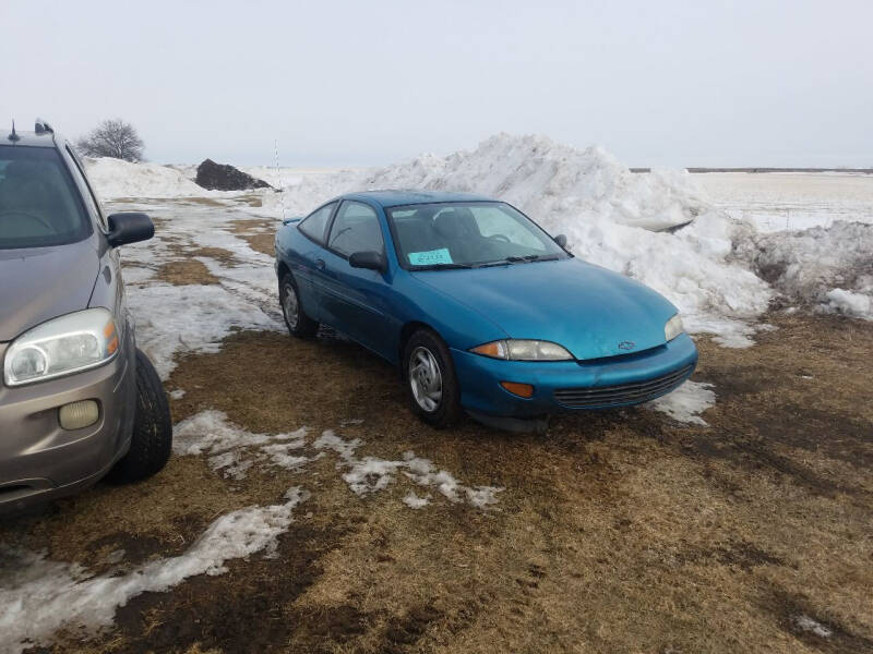 1998 Chevrolet Cavalier for sale at B&M Auto Sales and Service LLP in Marion SD