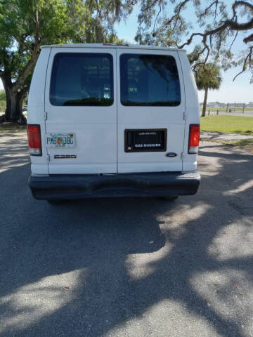 2006 Ford E-Series E-250