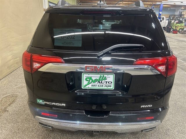 2017 GMC Acadia Denali