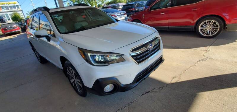2018 Subaru Outback for sale at Divine Auto Sales LLC in Omaha NE