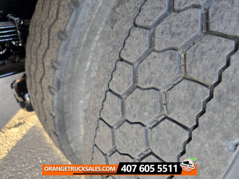 2019 International DuraStar 4300