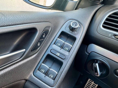 2012 Volkswagen Golf R 4Motion