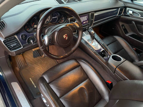 2010 Porsche Panamera 4S