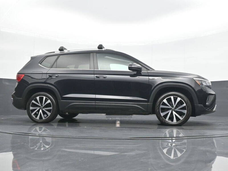 2022 Volkswagen Taos SE 4Motion