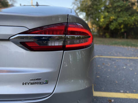 2019 Ford Fusion Hybrid SE