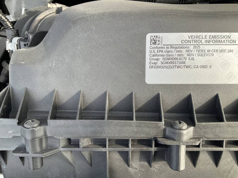 2025 Chevrolet Express 3500