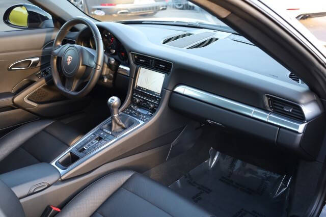 2014 Porsche 911 Carrera