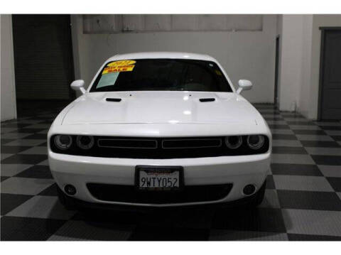 2021 Dodge Challenger SXT