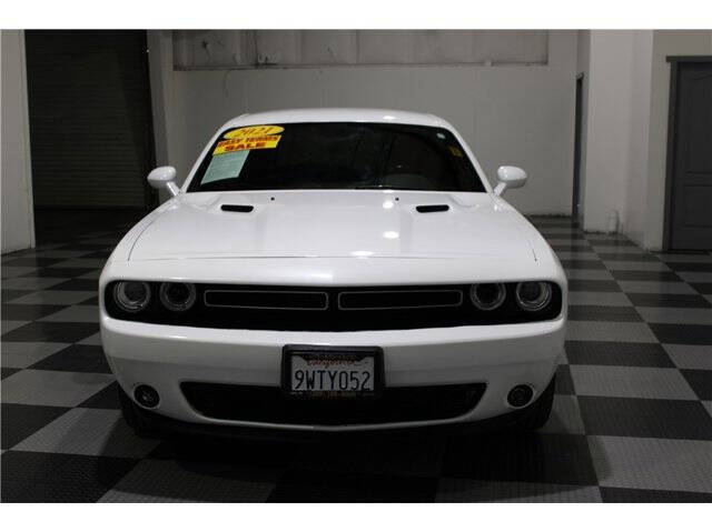 2021 Dodge Challenger SXT