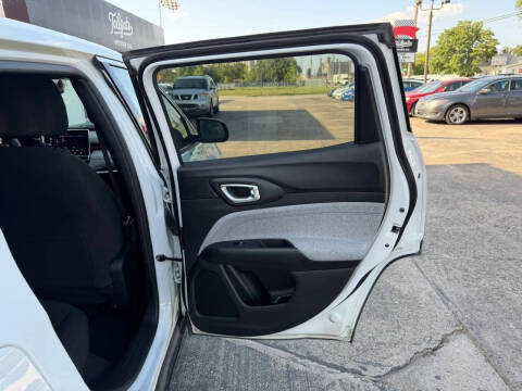 2023 Jeep Compass Sport