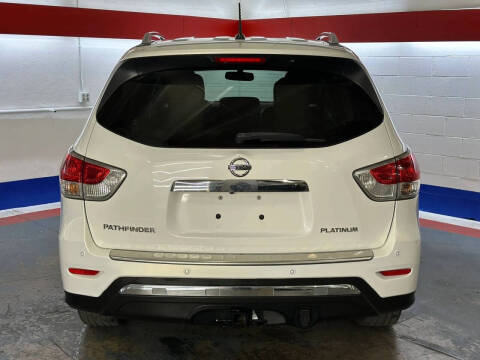 2013 Nissan Pathfinder Platinum