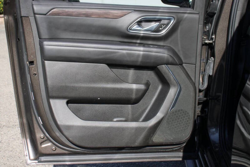 2021 Chevrolet Suburban LS