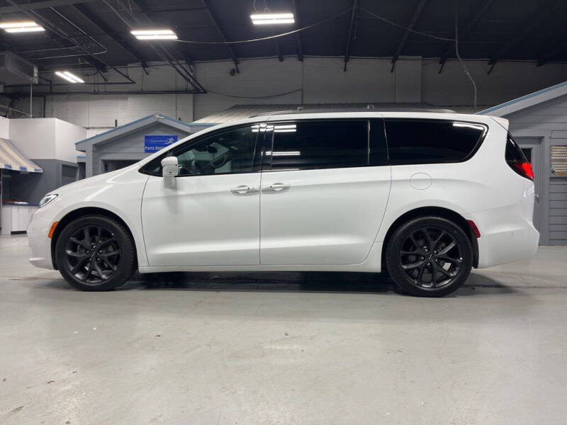 2022 Chrysler Pacifica Limited
