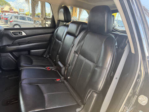 2015 Nissan Pathfinder Platinum
