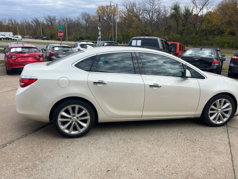 2013 Buick Verano Leather Group