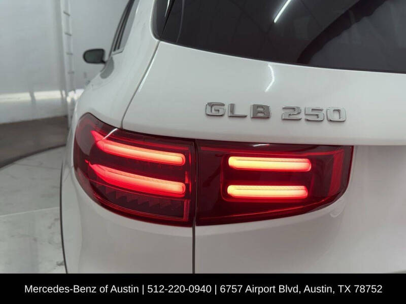 2025 Mercedes-Benz GLB GLB 250