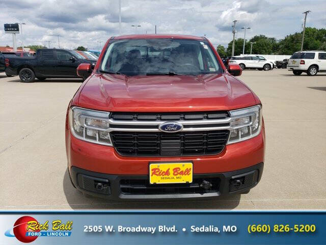 Used 2022 Ford Maverick Lariat with VIN 3FTTW8E33NRA39010 for sale in Kansas City