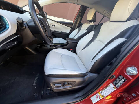 2019 Toyota Prius XLE