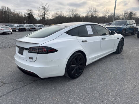 2022 Tesla Model S Plaid
