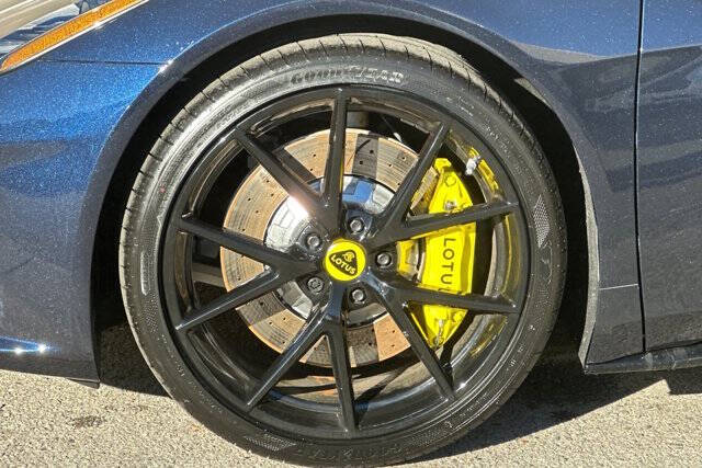 2026 Lotus Emira V6 SE