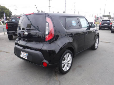 2014 Kia Soul +