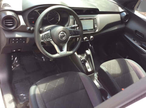 2020 Nissan Kicks S